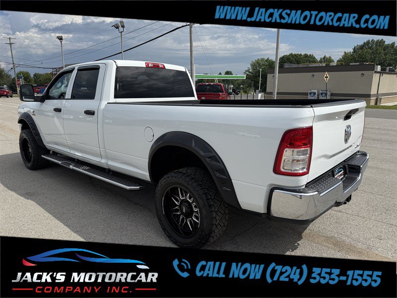 Used 2024 RAM 3500 Tradesman w/ Chrome Appearance Group AWD/4WD image 13