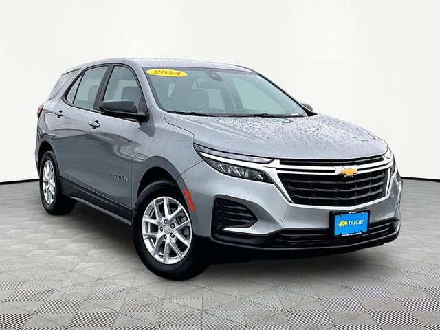 Used 2024 Chevrolet Equinox LS image 1