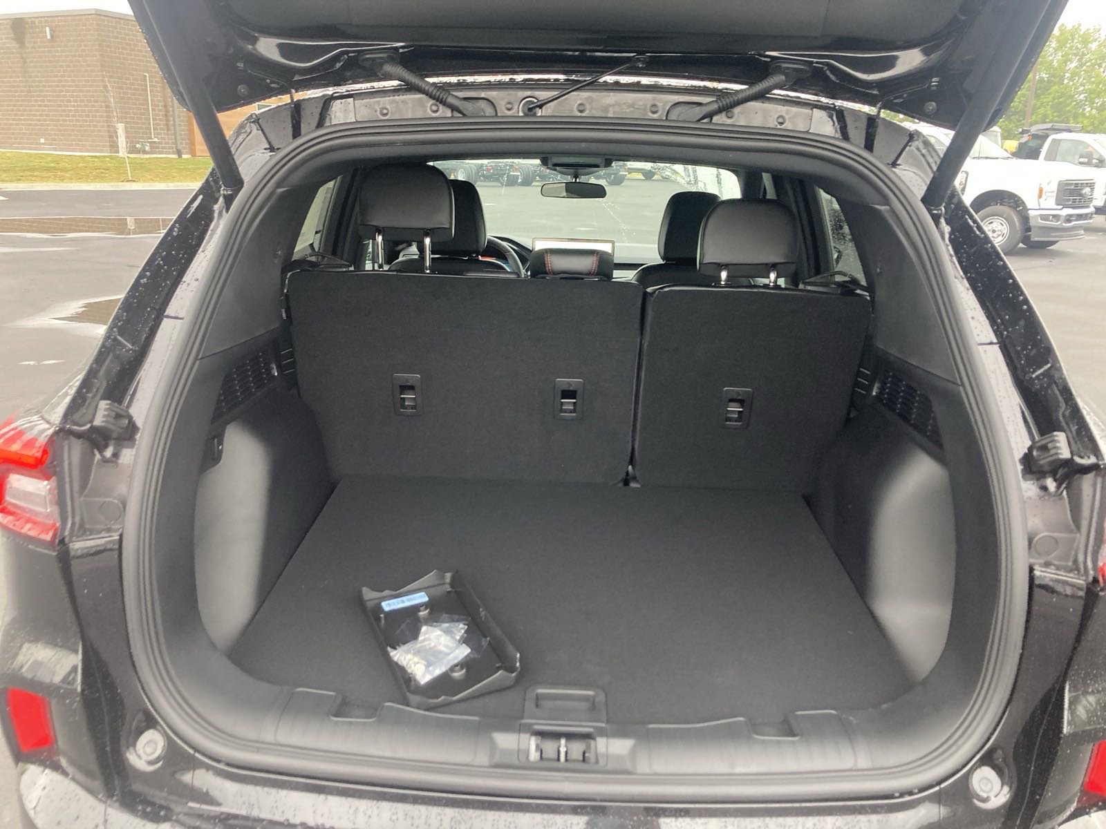 New 2024 Ford Escape ST-Line Select w/ Tech Pack #2 image 23