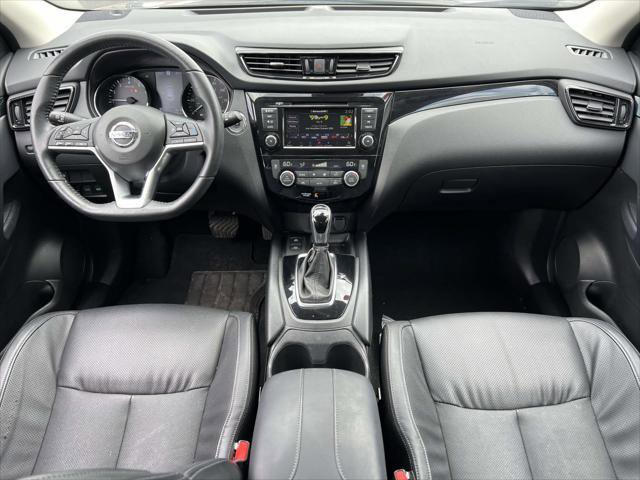 Used 2022 Nissan Rogue Sport SL AWD/4WD image 17