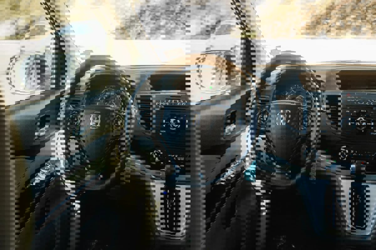 Used 2013 Honda CR-V LX image 28