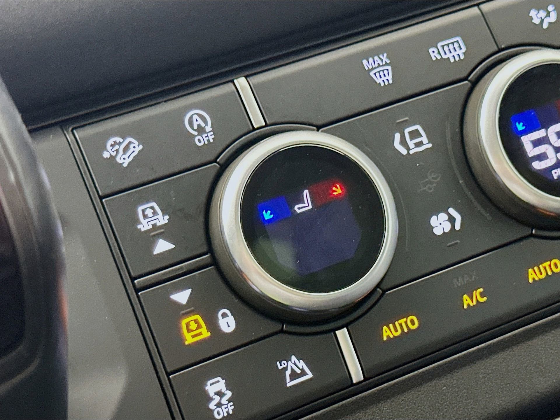 Used 2021 Land Rover Defender 110 S image 21