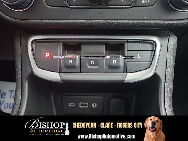 Used 2024 GMC Terrain SLE w/ Driver Convenience Package AWD/4WD image 26