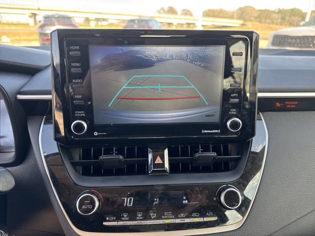 Used 2022 Toyota Corolla LE image 37
