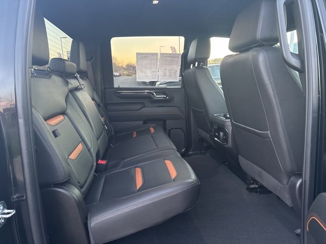 Used 2024 GMC Sierra 2500 AT4 image 22