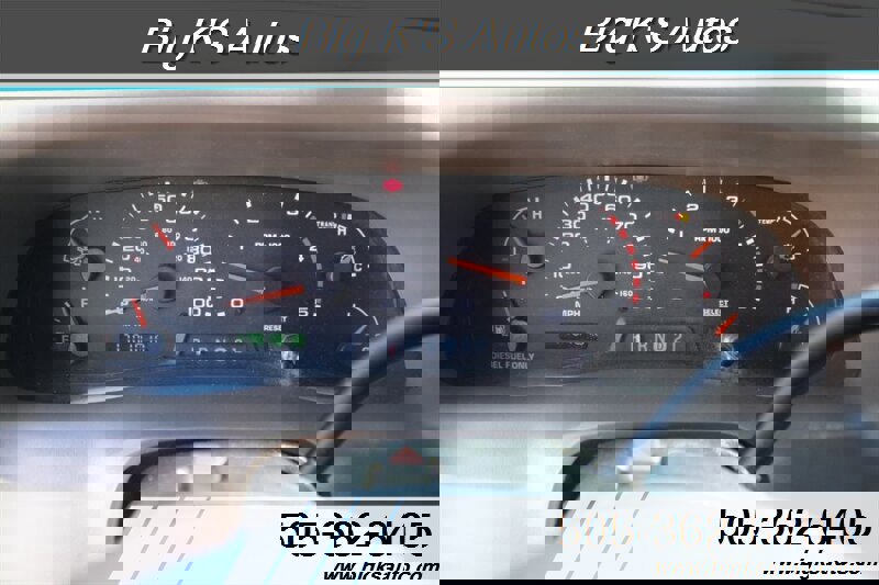 Used 2003 Ford F250 XLT image 9