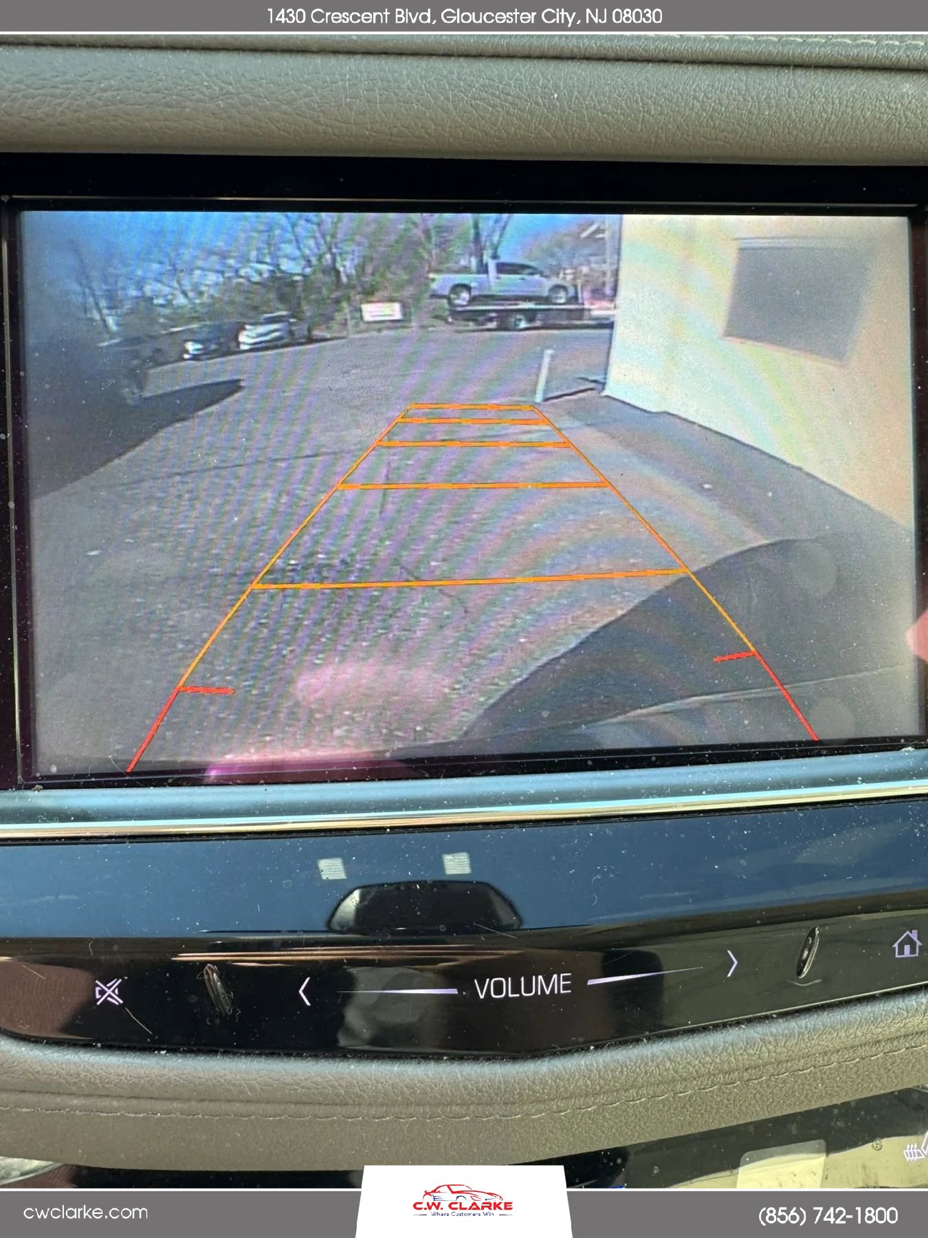 Used 2017 Cadillac XT5 Luxury w/ Driver Awareness Package image 19