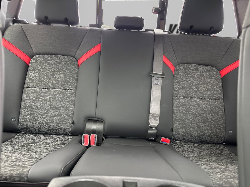 Used 2023 Chevrolet Colorado Z71 w/ Safety Package image 18