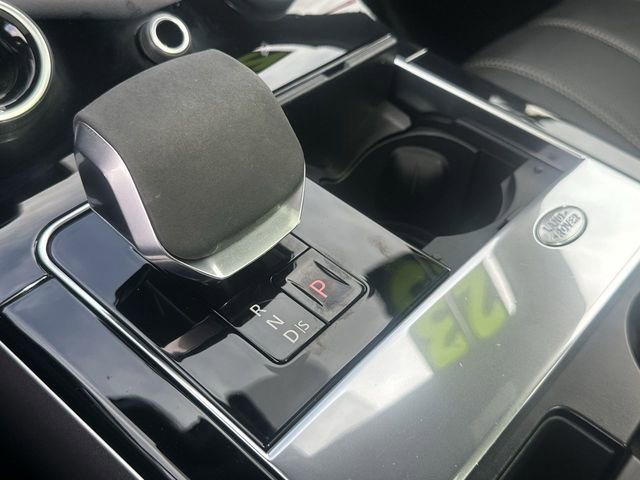 Used 2023 Land Rover Range Rover Velar R-Dynamic S image 16