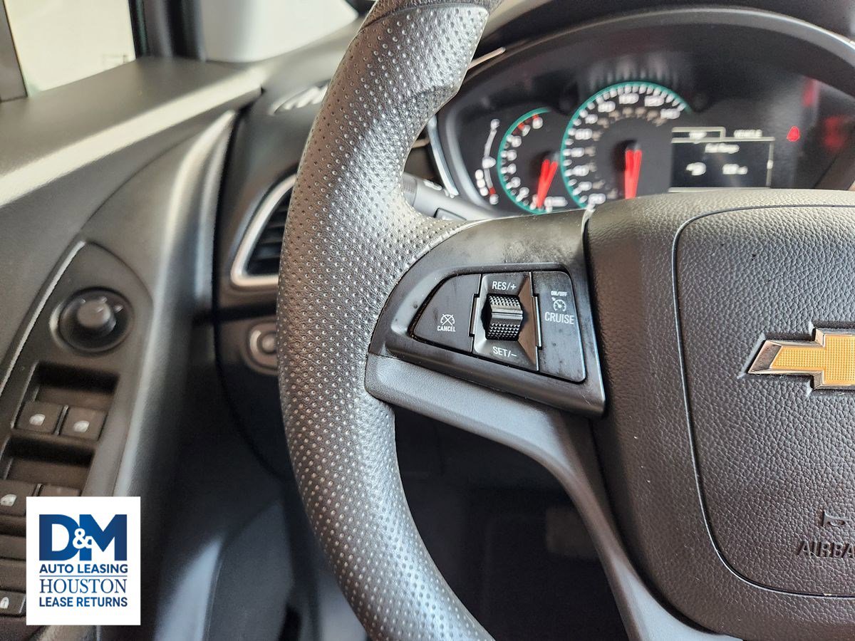 Used 2022 Chevrolet Trax LS w/ Tint and Cruise Package image 34