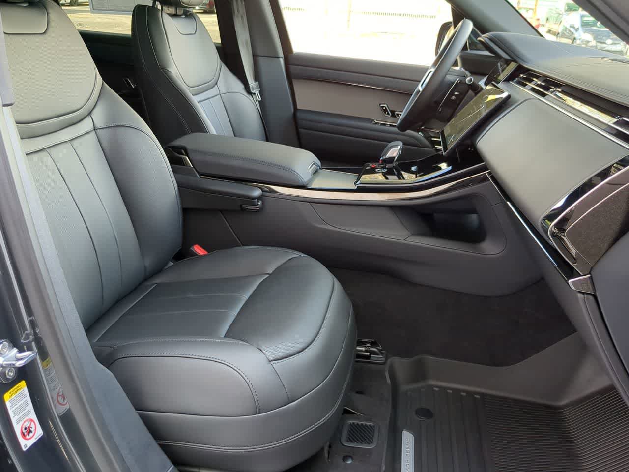 New 2025 Land Rover Range Rover Sport Dynamic SE AWD/4WD image 24