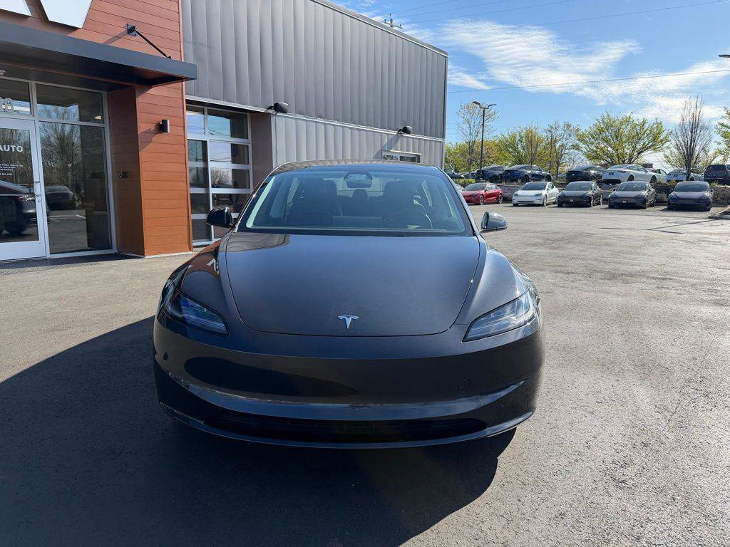 Used 2025 Tesla Model 3 Long Range image 2