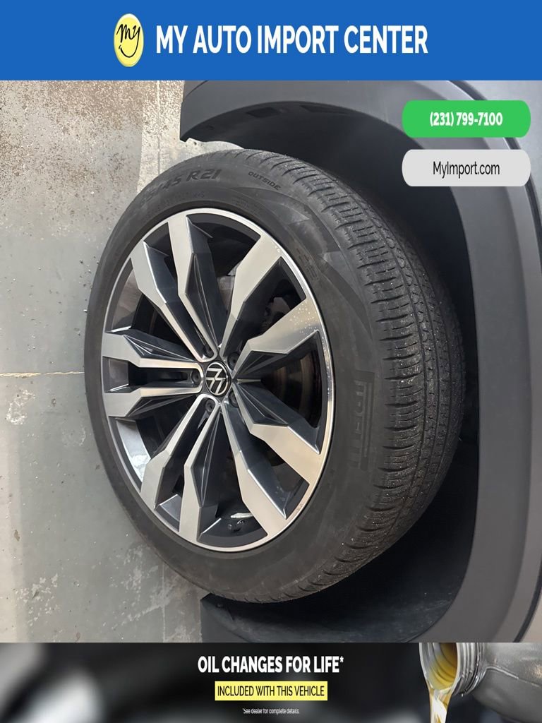 Used 2023 Volkswagen Atlas SEL Premium image 9