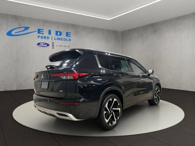 Used 2023 Mitsubishi Outlander SEL AWD/4WD image 10