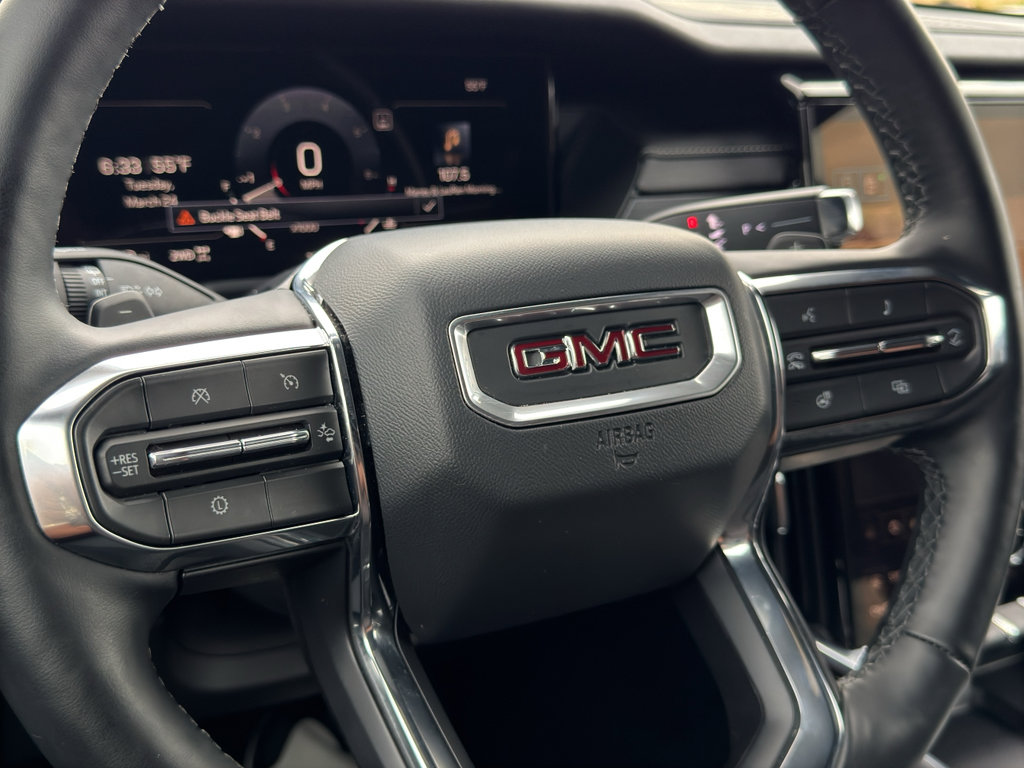 Used 2025 GMC Acadia Elevation image 30