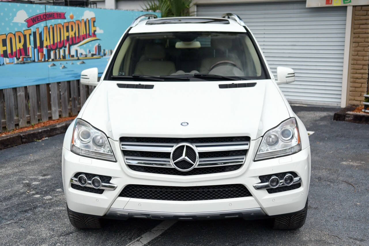 Used 2011 Mercedes-Benz GL 450 4MATIC image 2