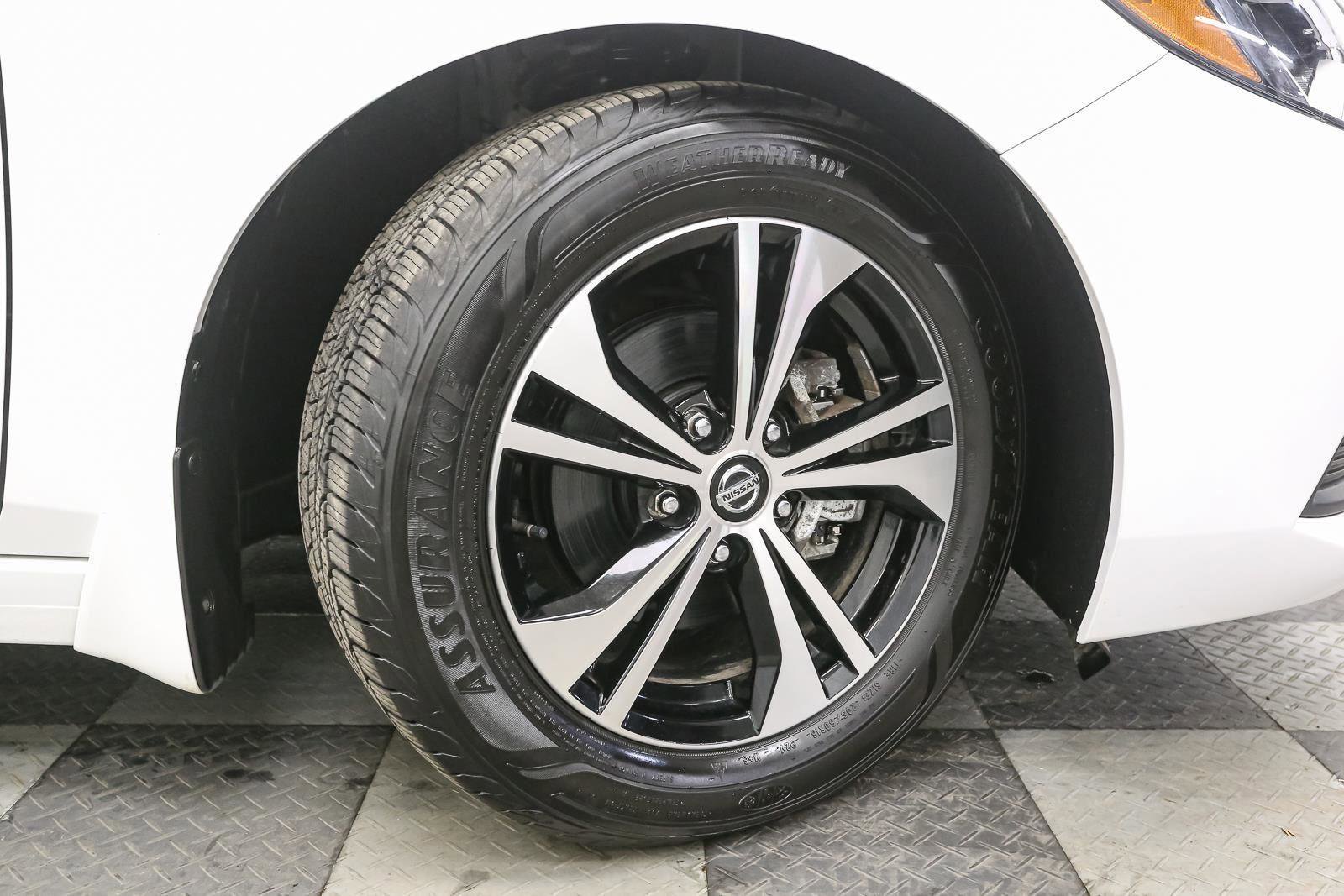 Used 2020 Nissan Sentra SV FWD image 15