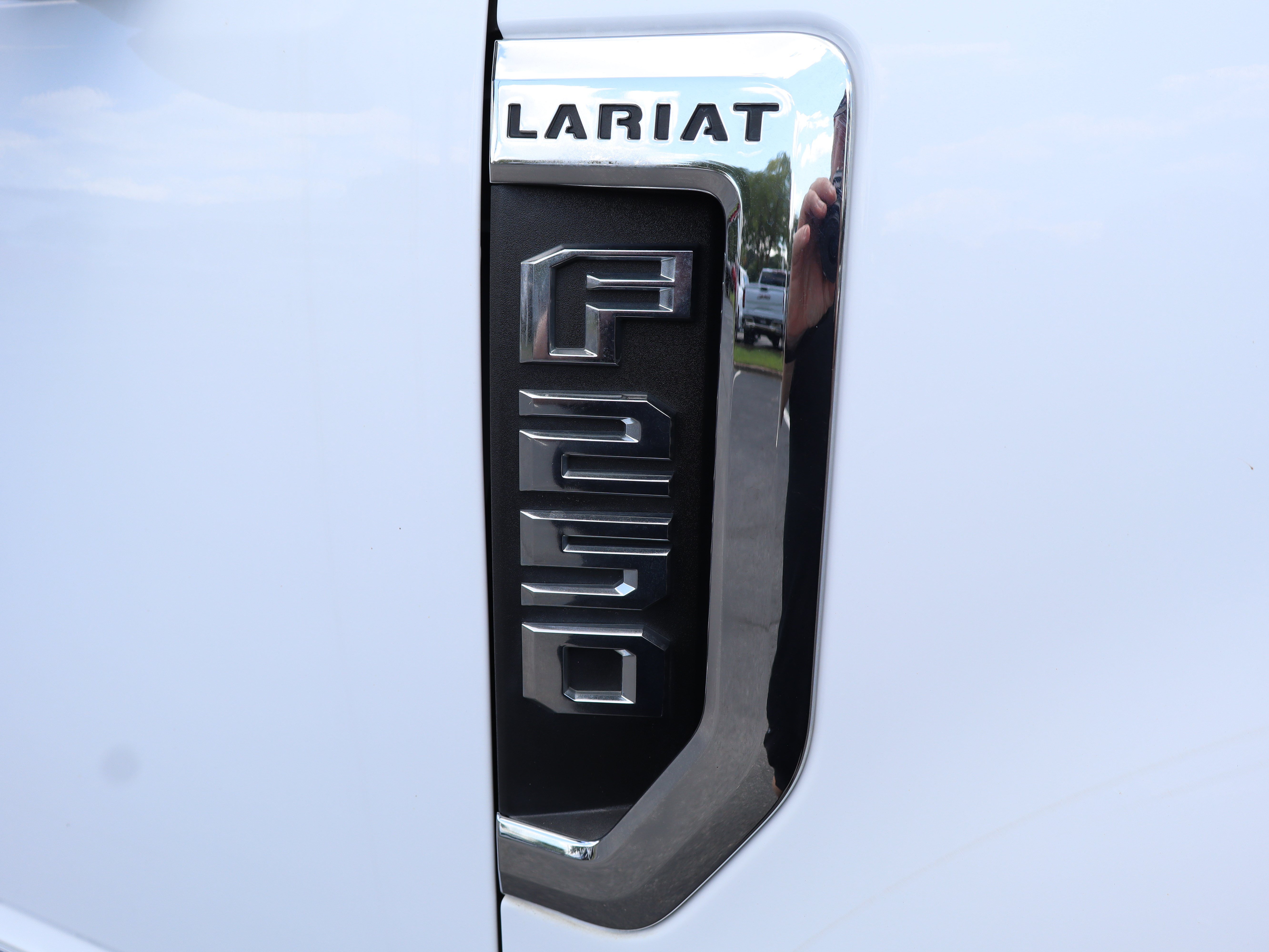 Used 2019 Ford F250 Lariat w/ Lariat Value Package AWD/4WD image 14