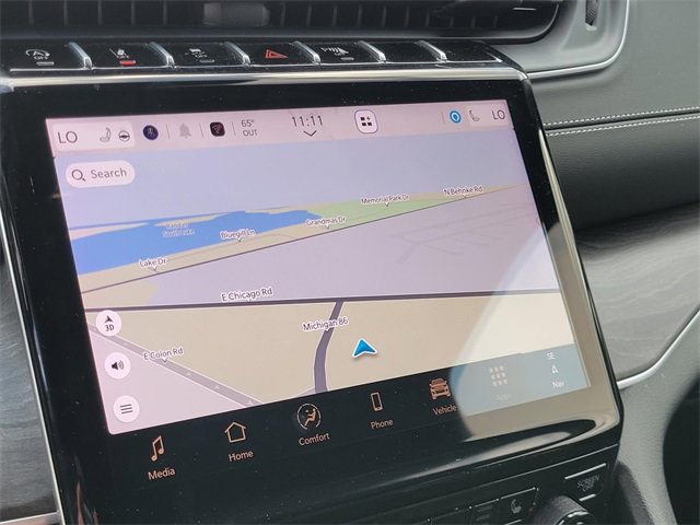 Used 2024 Jeep Grand Cherokee Limited image 6