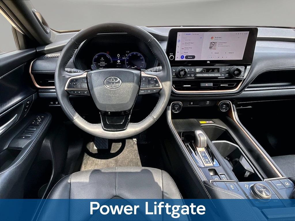 Used 2024 Toyota Grand Highlander AWD Hybrid image 11