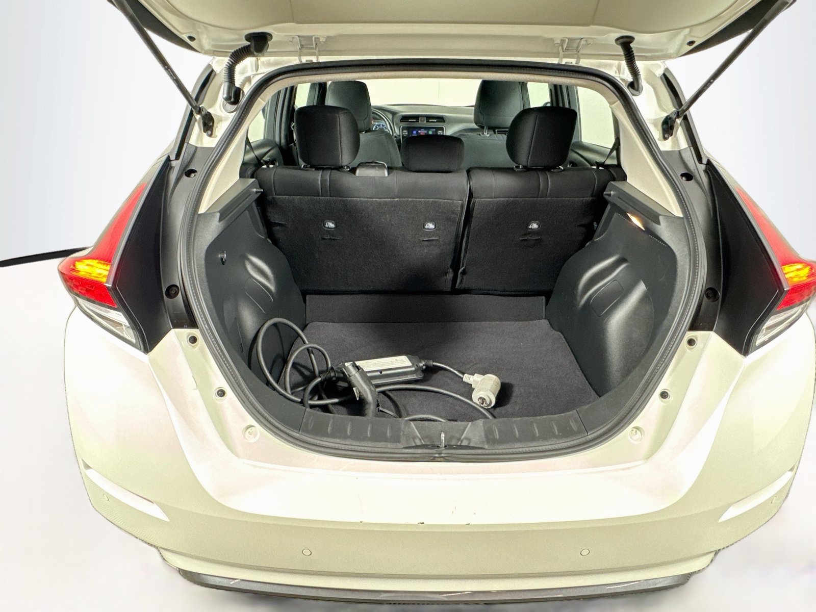 Used 2023 Nissan Leaf SV Plus FWD image 26