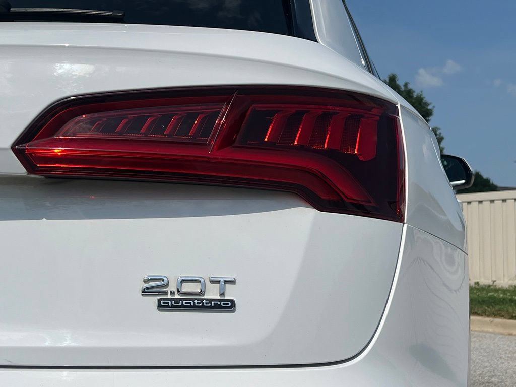 Used 2018 Audi Q5 2.0T Premium Plus w/ Premium Plus Package AWD/4WD image 13