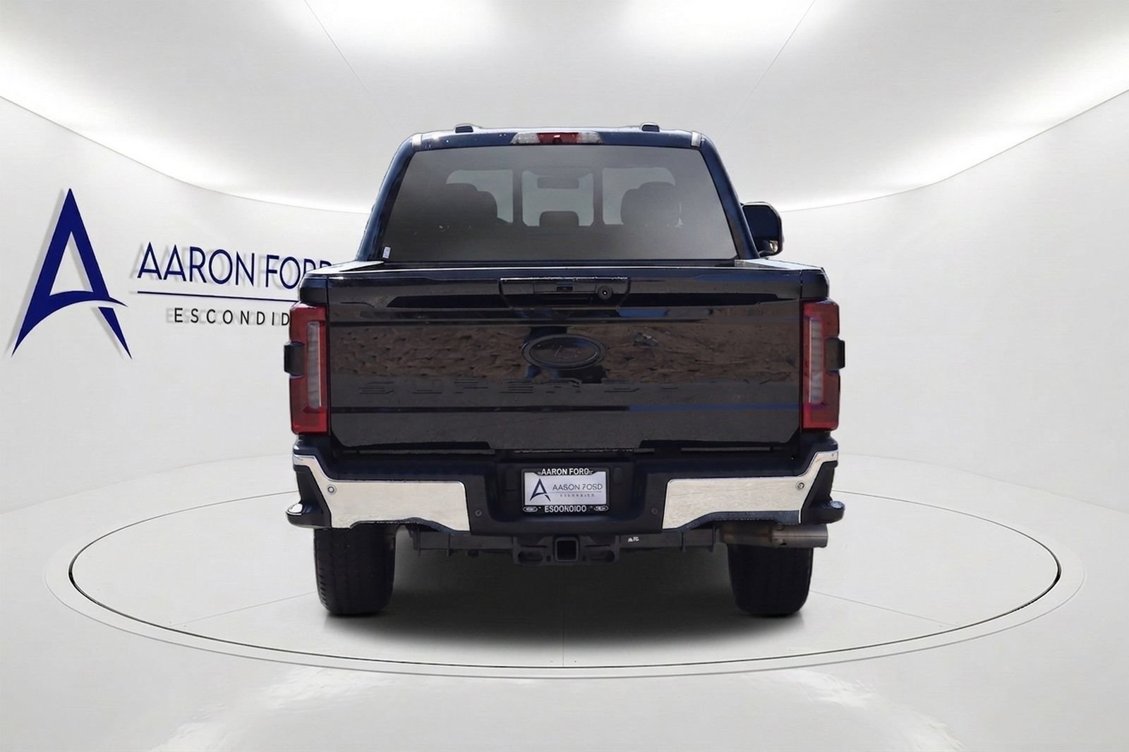 Used 2024 Ford F250 Lariat w/ FX4 Off-Road Package AWD/4WD image 5