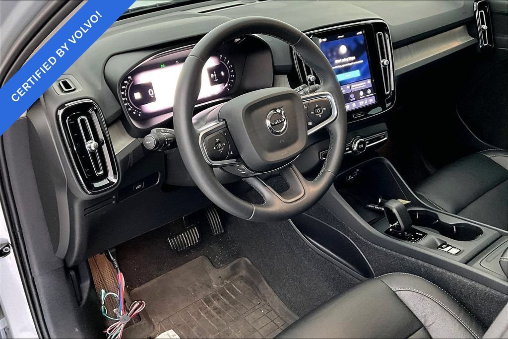 Used 2024 Volvo XC40 B5 Core w/ Protection Package Premier AWD/4WD image 15