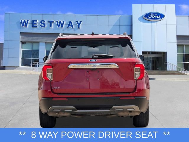 Used 2022 Ford Explorer XLT w/ Equipment Group 202A image 4