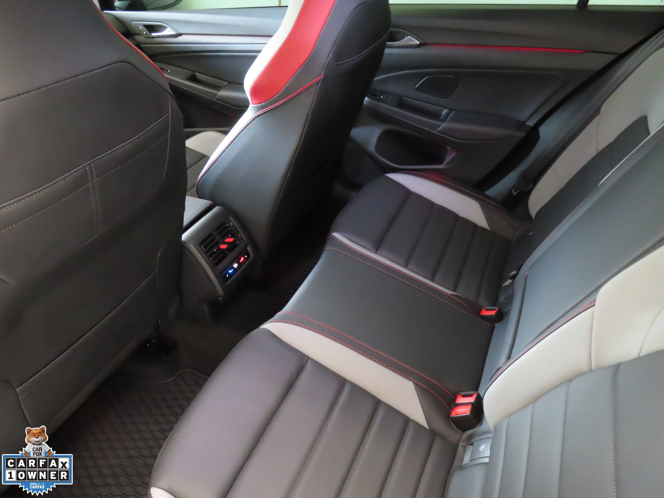 Used 2024 Volkswagen GTI Autobahn FWD image 24
