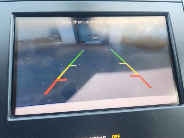 Used 2013 Lincoln MKZ Reserve image 23