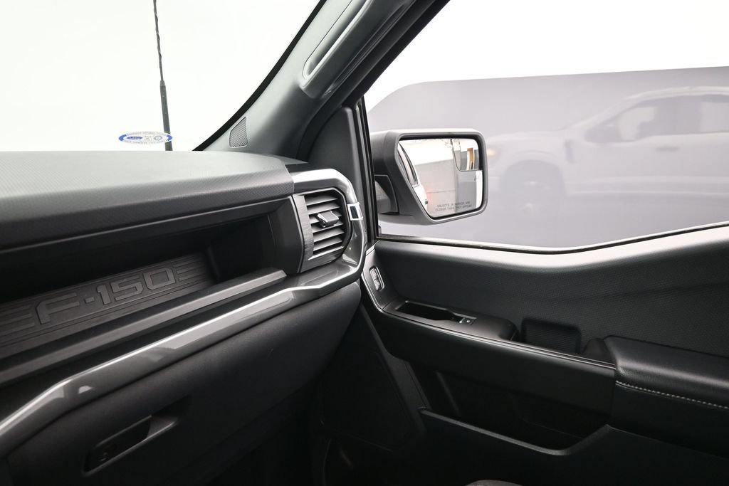 Used 2022 Ford F150 XL w/ STX Appearance Package AWD/4WD image 12