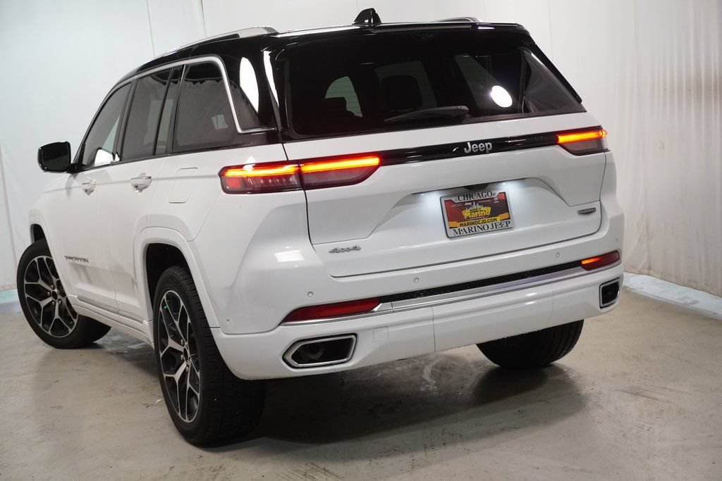 New 2023 Jeep Grand Cherokee Summit AWD/4WD image 10