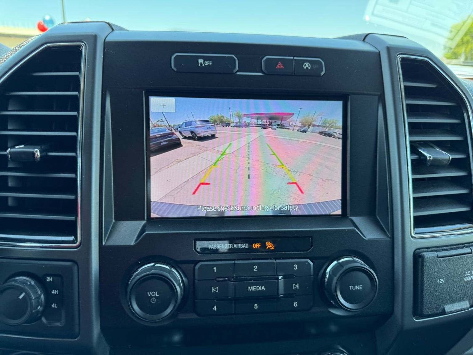 Used 2019 Ford F150 XLT w/ Equipment Group 302A Luxury AWD/4WD image 21