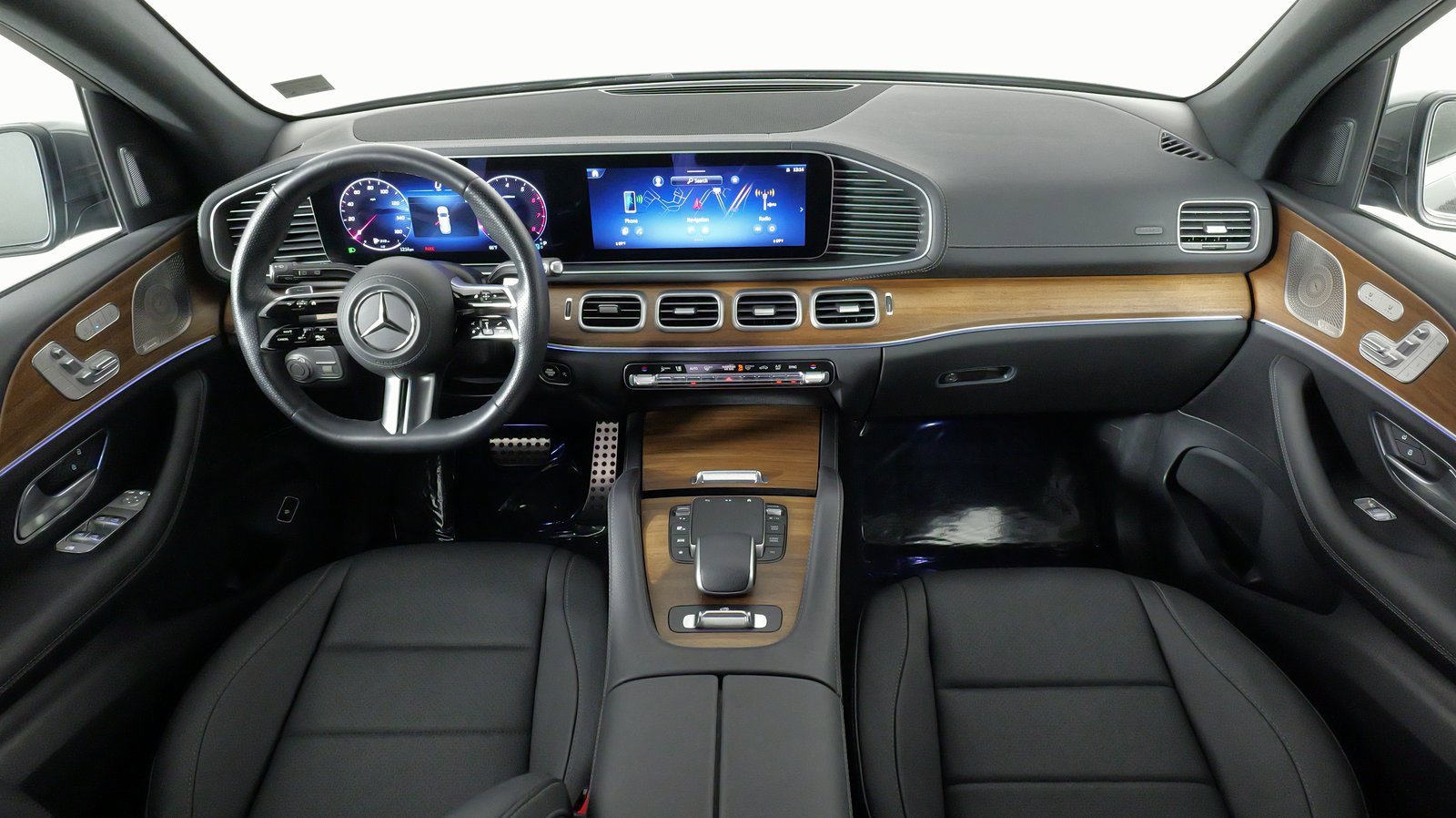 Used 2024 Mercedes-Benz GLS 450 4MATIC w/ AMG Line Exterior image 42