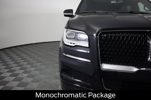 Used 2023 Lincoln Navigator L Reserve w/ Equipment Group 201A AWD/4WD image 18