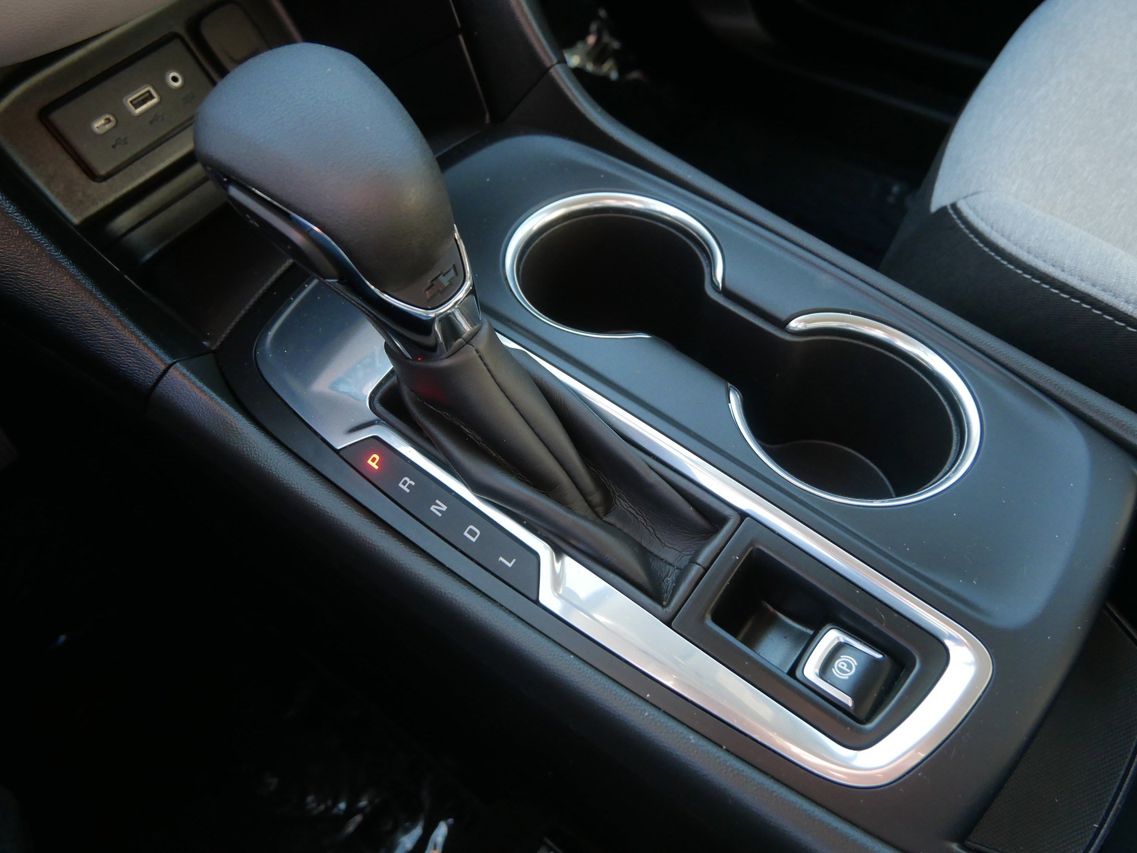 Used 2023 Chevrolet Equinox LS w/ LS Convenience Package image 29