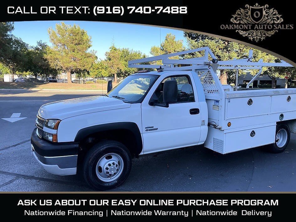 Used 2007 Chevrolet Silverado 3500 2WD Regular Cab w/ Heavy-Duty Power Package image 4