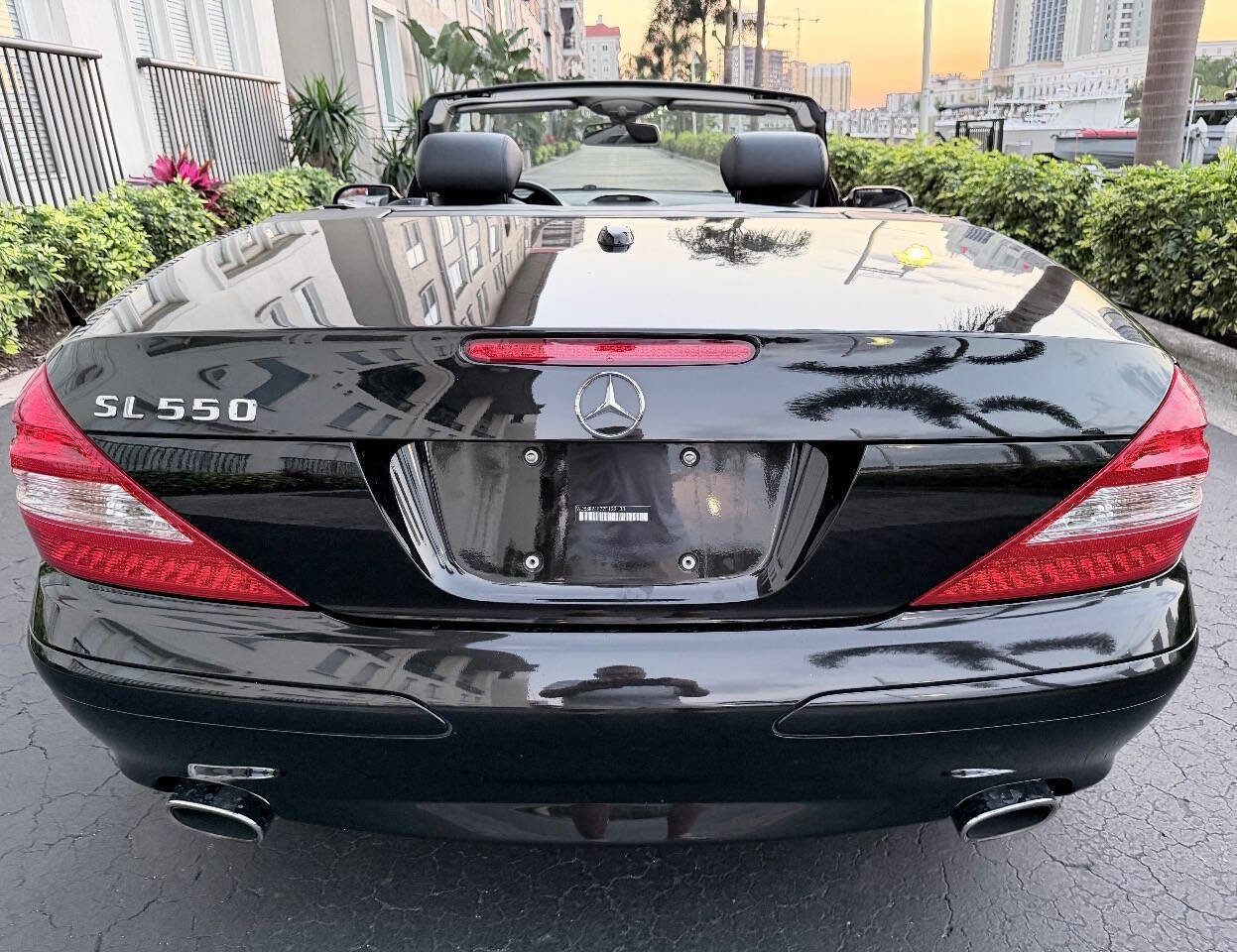 Used 2007 Mercedes-Benz SL 550 w/ Premium Pkg I image 6