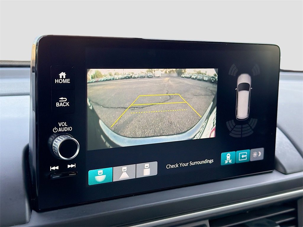 Used 2024 Honda Pilot Touring image 14