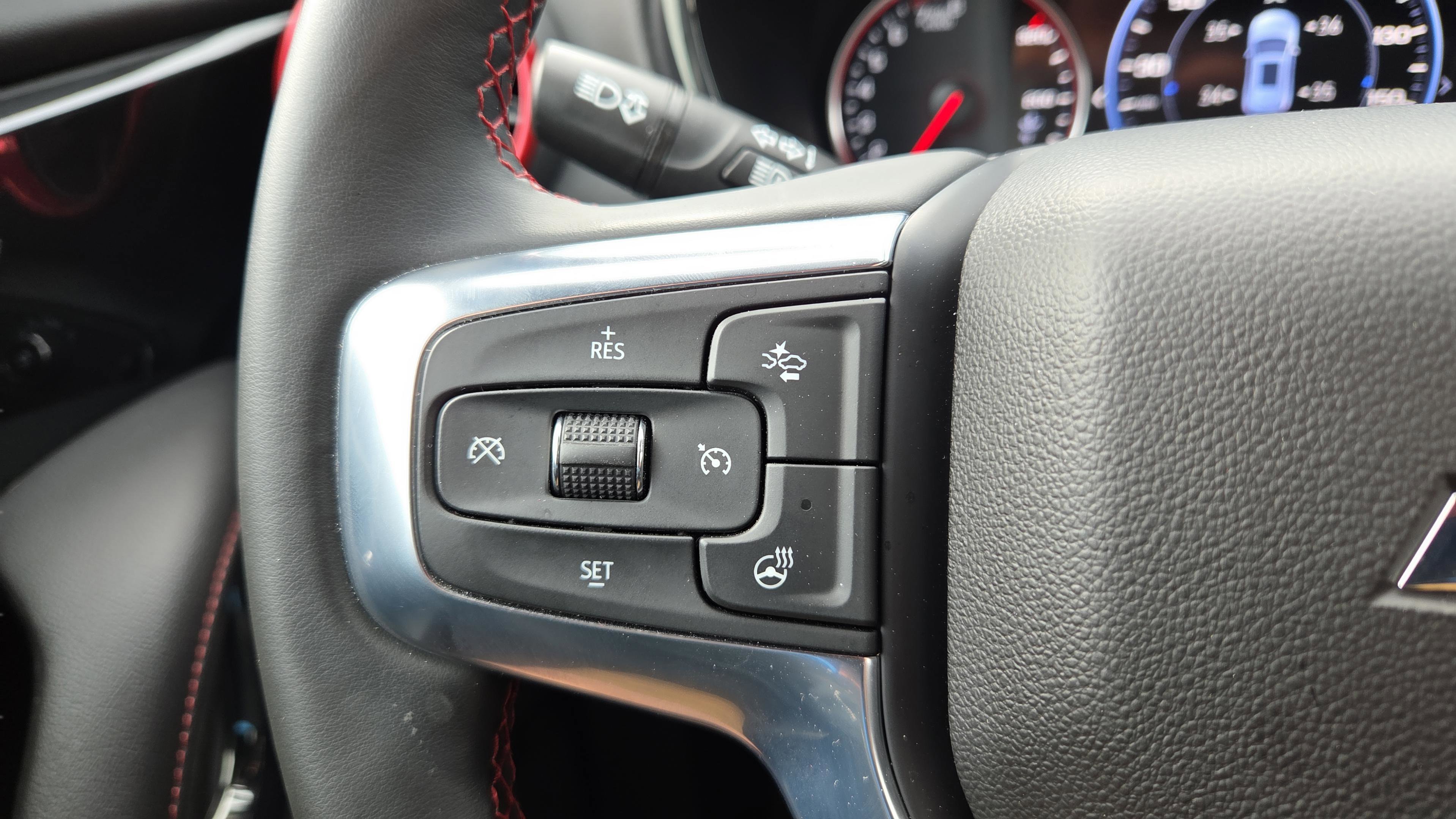 Used 2023 Chevrolet Blazer RS w/ Driver Confidence II Package image 30