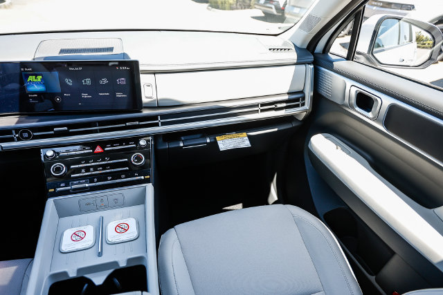 New 2026 Hyundai Santa Fe SE FWD image 18