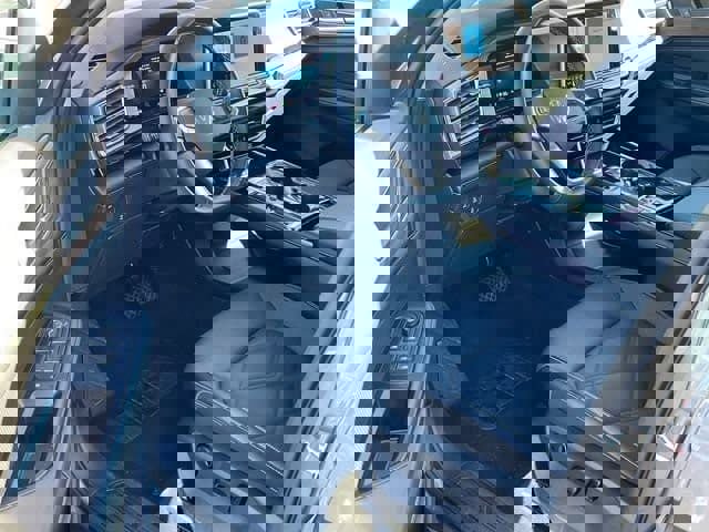 Used 2024 Volkswagen Atlas SE image 9