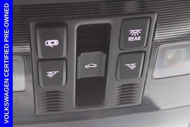 Used 2022 Volkswagen Atlas Cross Sport SE w/ Panoramic Sunroof Package image 30