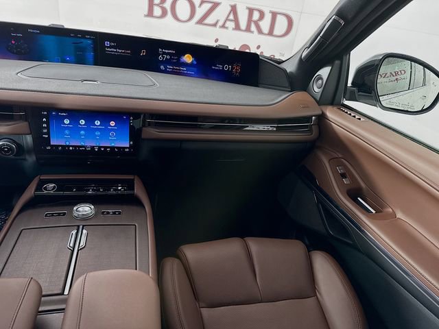 New 2025 Lincoln Navigator L Reserve image 25