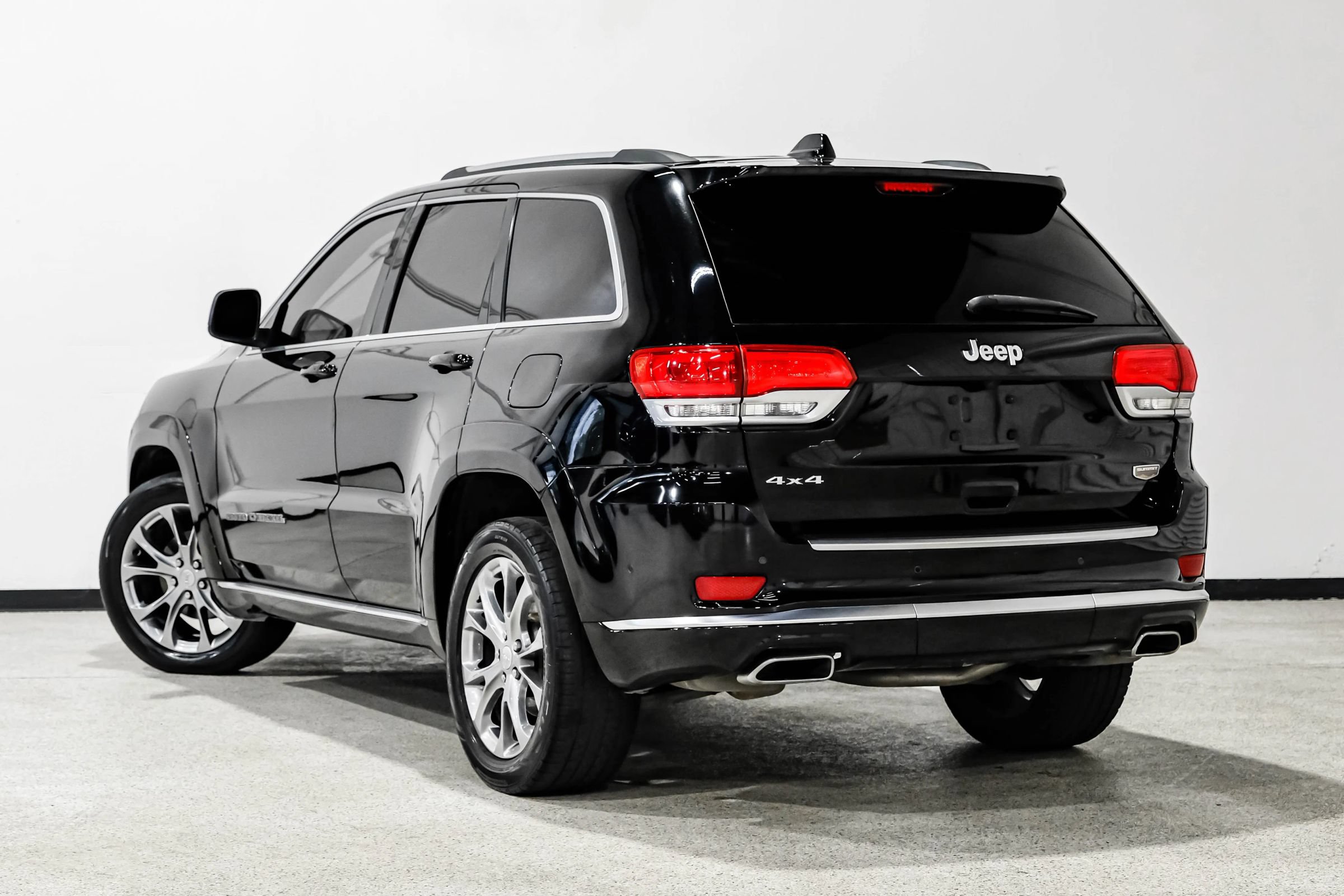 Used 2019 Jeep Grand Cherokee Summit w/ Platinum Series Group AWD/4WD image 8