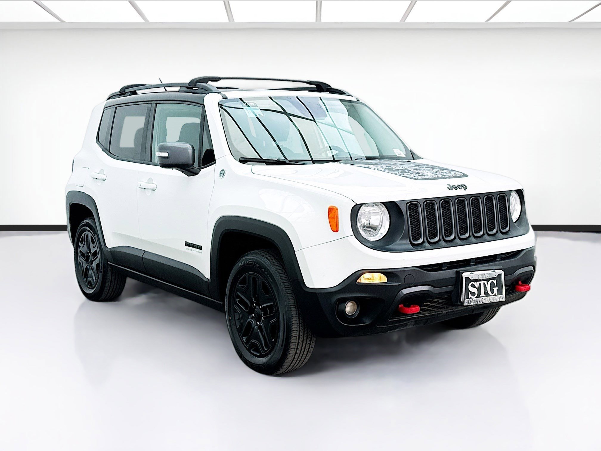 Used 2017 Jeep Renegade Trailhawk image 3