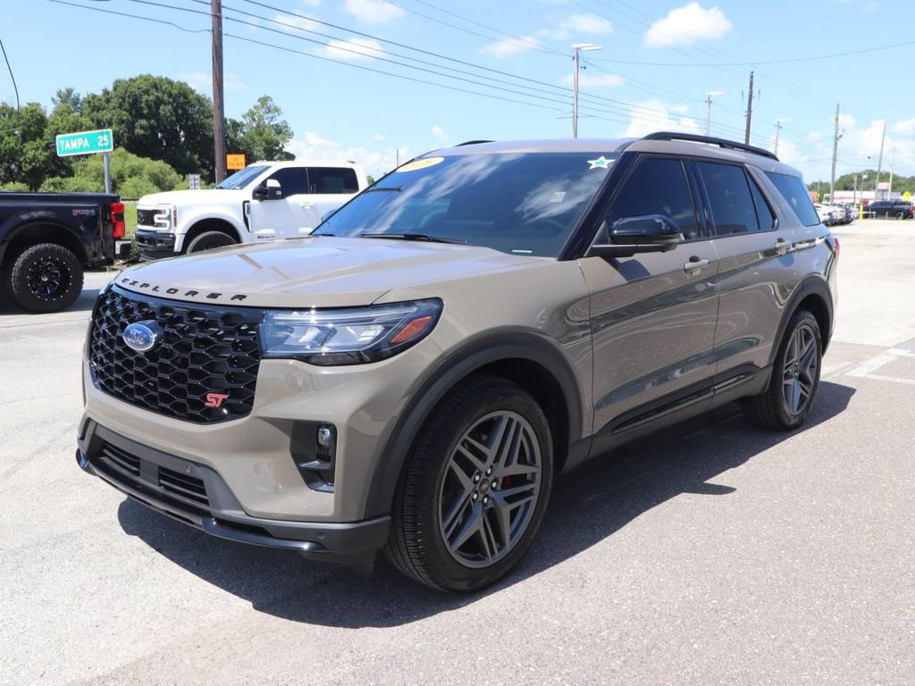 Used 2026 Ford Explorer ST w/ Sun And Sound Package RWD image 3