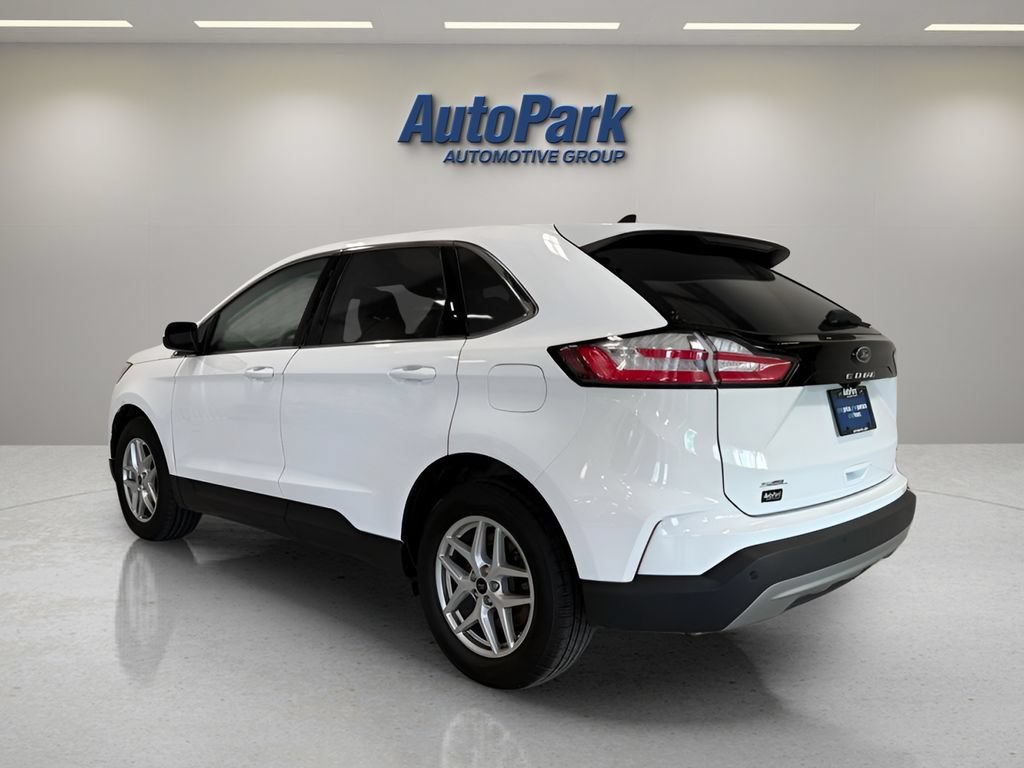 Certified 2024 Ford Edge SEL w/ Convenience Package AWD/4WD image 5