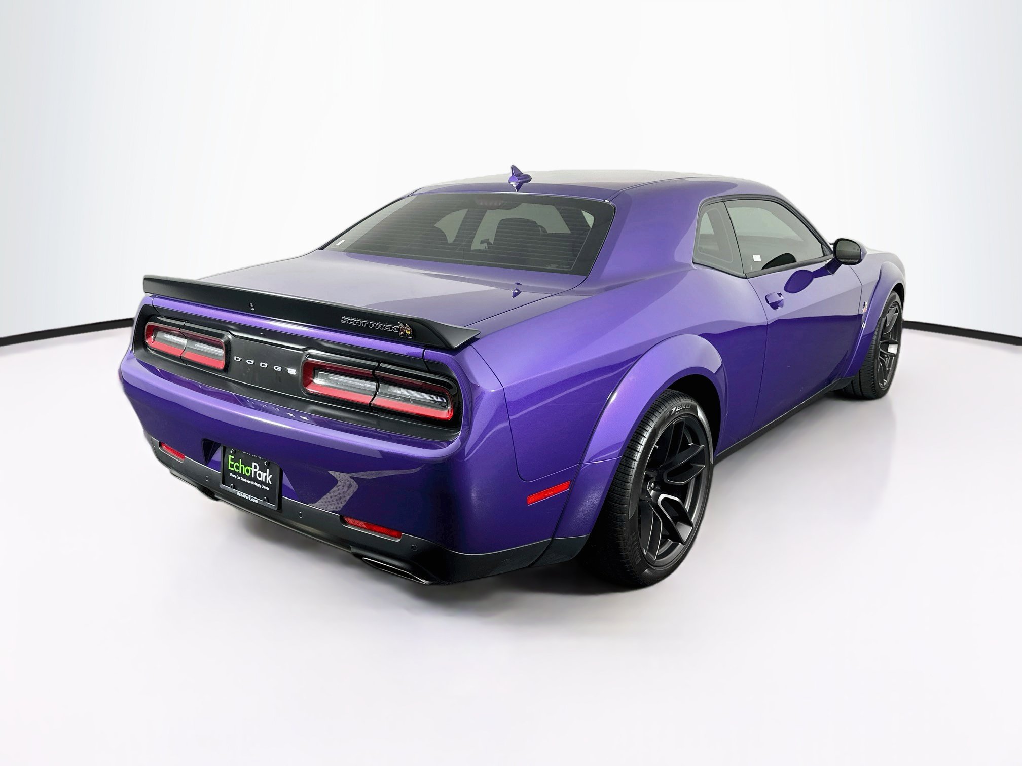 Used 2023 Dodge Challenger R/T Scat Pack RWD image 9